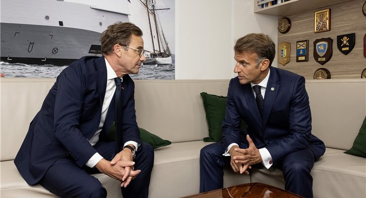 Frankrikes Emmanuel Macron i Stockholm med tolk fra Simnet 31 august 2026